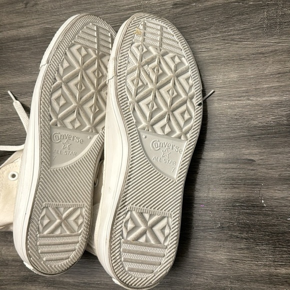 🍍CHUCK TAYLOR CONVERSE HIGHTOP🍍SZ 7🍍 - Picture 4 of 8